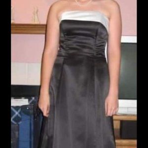 Elegant black and white prom dress